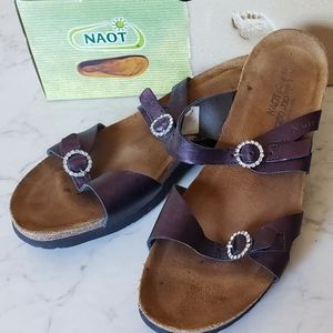 NAOT Kate Sandals sz 43 Peacock Leather